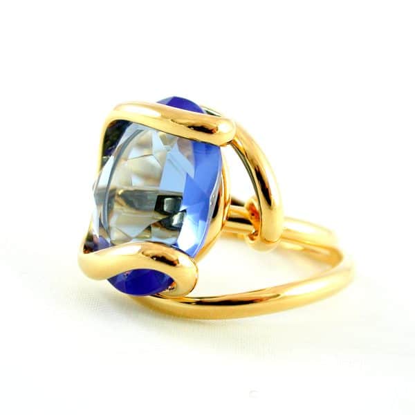Andrea Marazzini. Bague Ovale Bleu Saphir & Or
