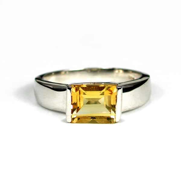 Sylvie Delafontaine. Bague Art Déco Citrine & Argent
