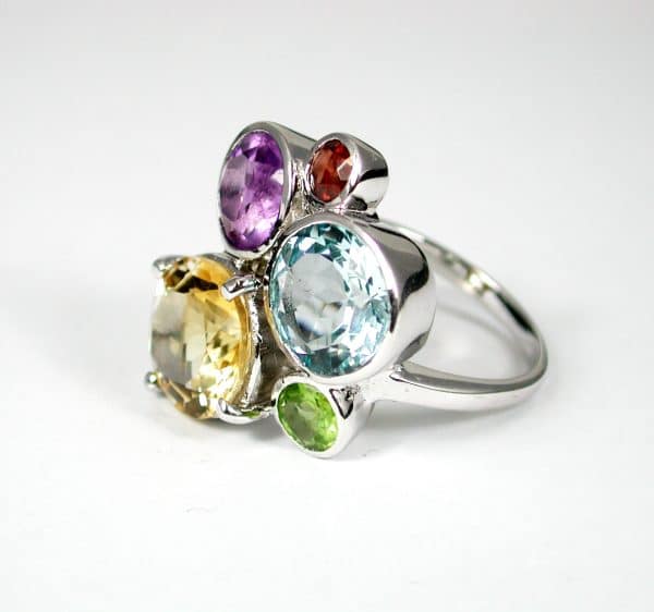 Sylvie Delafontaine. Bague Multicolore & Argent – Image 3