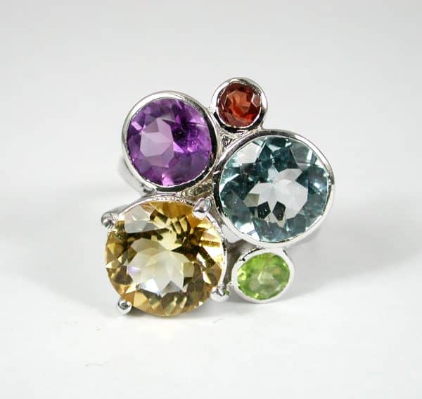 Sylvie Delafontaine. Bague Multicolore & Argent – Image 2