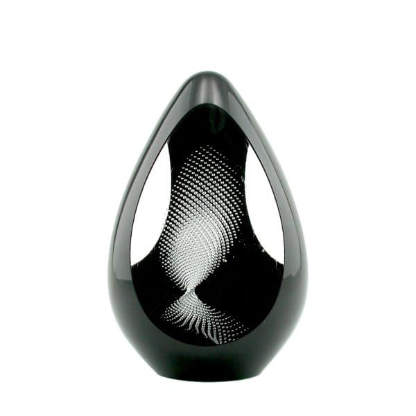 Remis Kriukas. Œuf Ellipse Noire