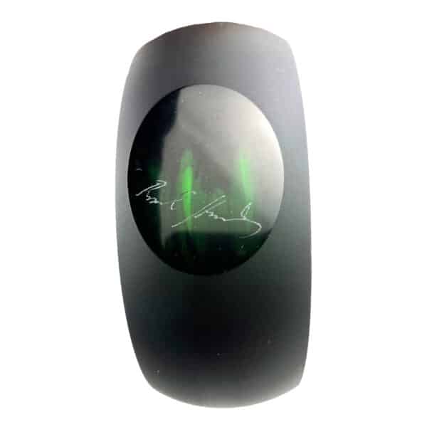Pavel Havelka. Vase In The Wind – Image 4